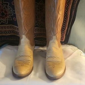 Beautiful pair size 5 ladies Dan Post western boots cowboy boots